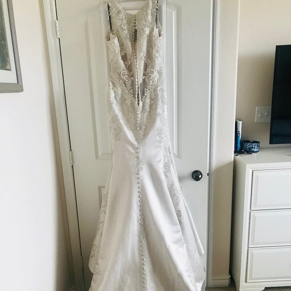 Mon Cheri Cafe Gown - Picture 2 of 6